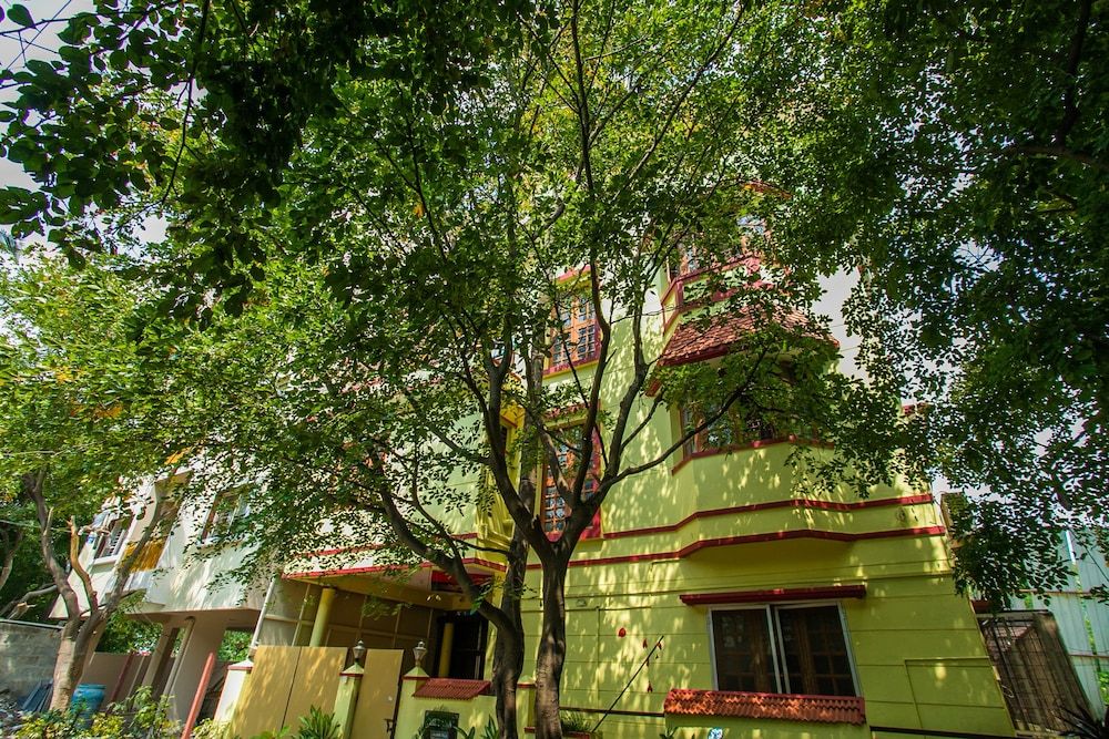 undefined OYO 894 Apartment Hotel 510 Chetana