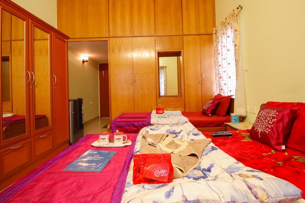 OYO 894 Apartment Hotel 510 Chetana Standard Double or Twin Room, 1 Double Bed, Private Bathroom 6