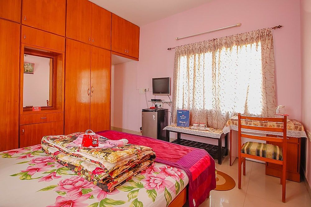 undefined OYO 894 Apartment Hotel 510 Chetana 9