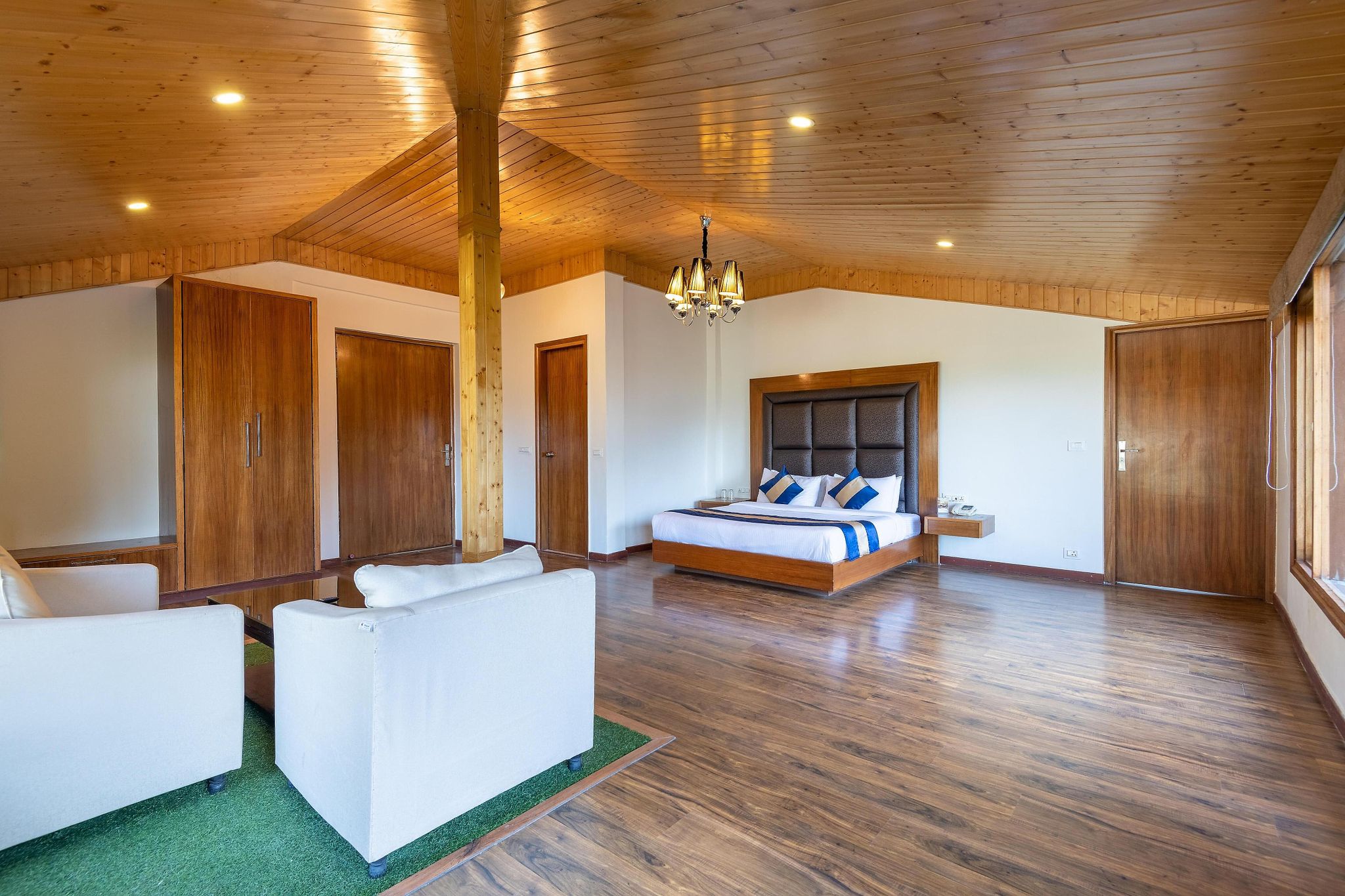 Family Suite With Balcony