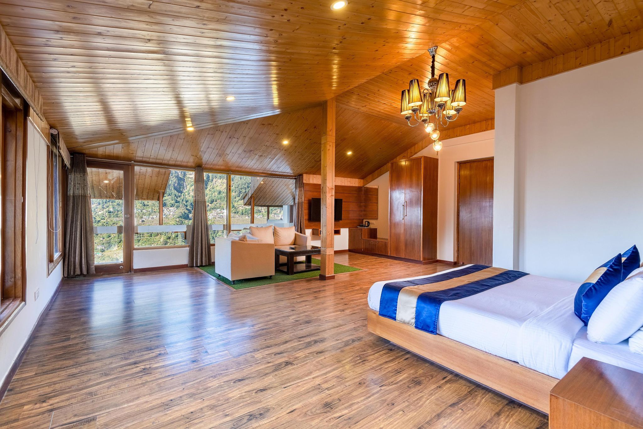 Family Suite With Balcony