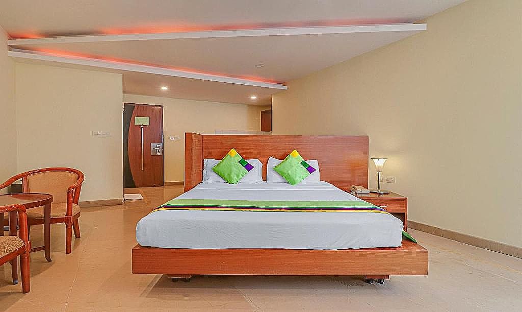 Treebo Trend The Chevron Brigade Superior Double Room 2