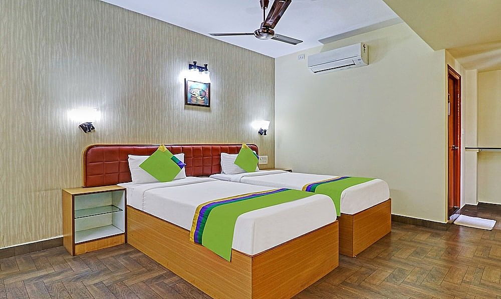 Treebo Akshaya Mayflower Vijaya Bank Layout Standard Double Room 16