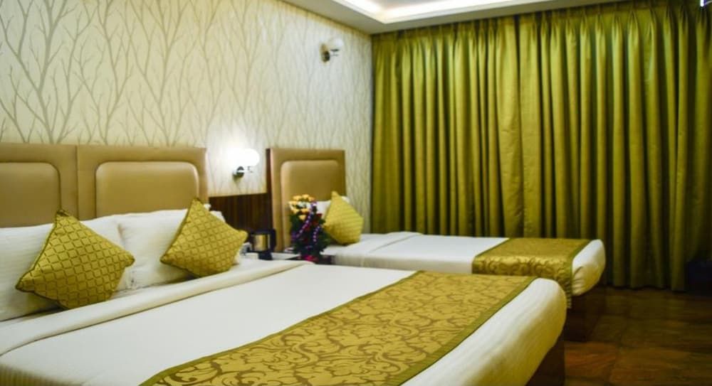 Shamrock Greens by Jardin Hotels Superior Twin Bed Room