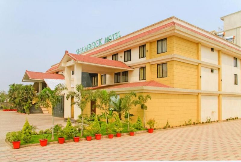 undefined Shamrock Greens by Jardin Hotels 2
