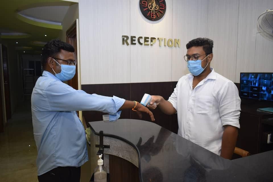 Safa Residency Deluxe Double Room - AC 6