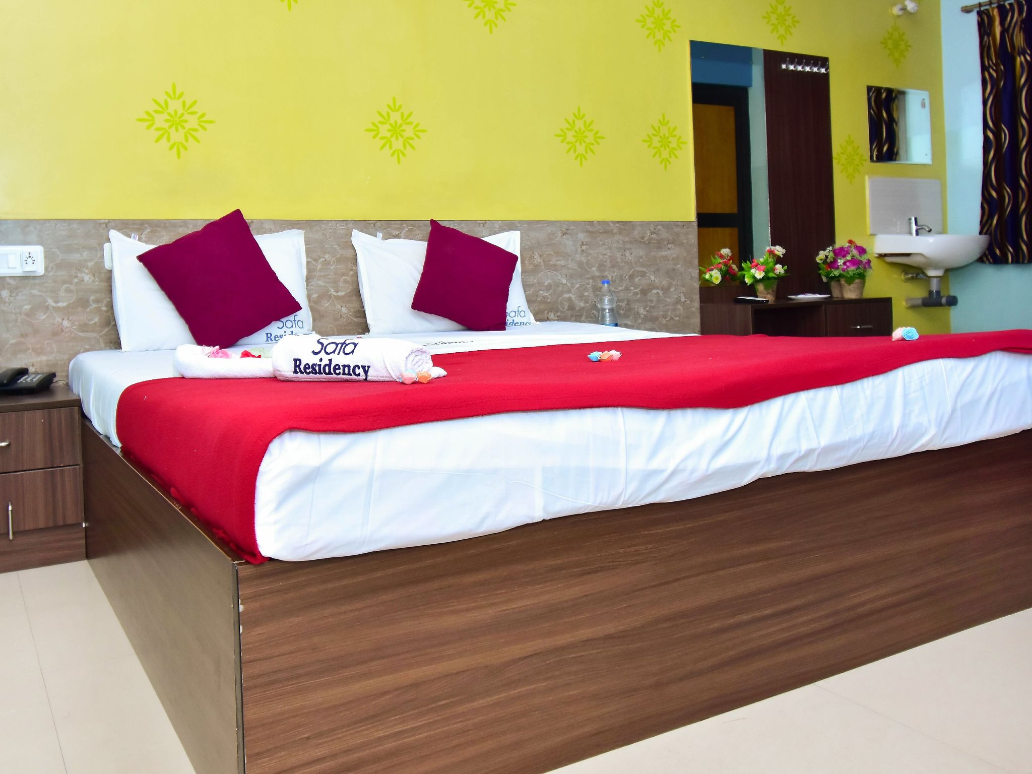 Safa Residency Deluxe Double Room - AC 3