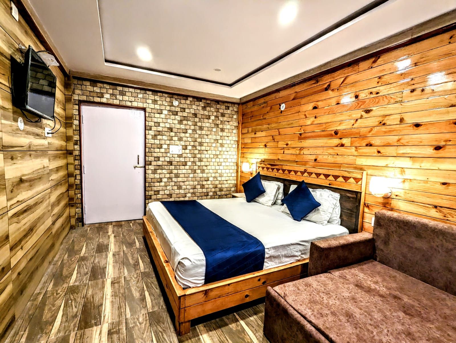 Hotel Sweet Home Diamond Room 3