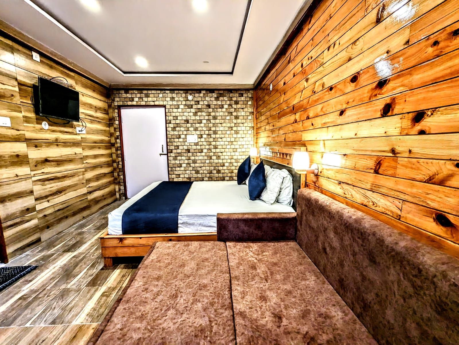 Hotel Sweet Home Diamond Room 6