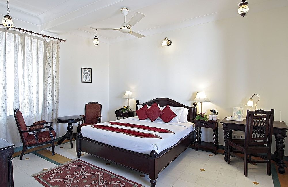 Heritage Khandwa Haveli Luxury Double Room With Garden View 2