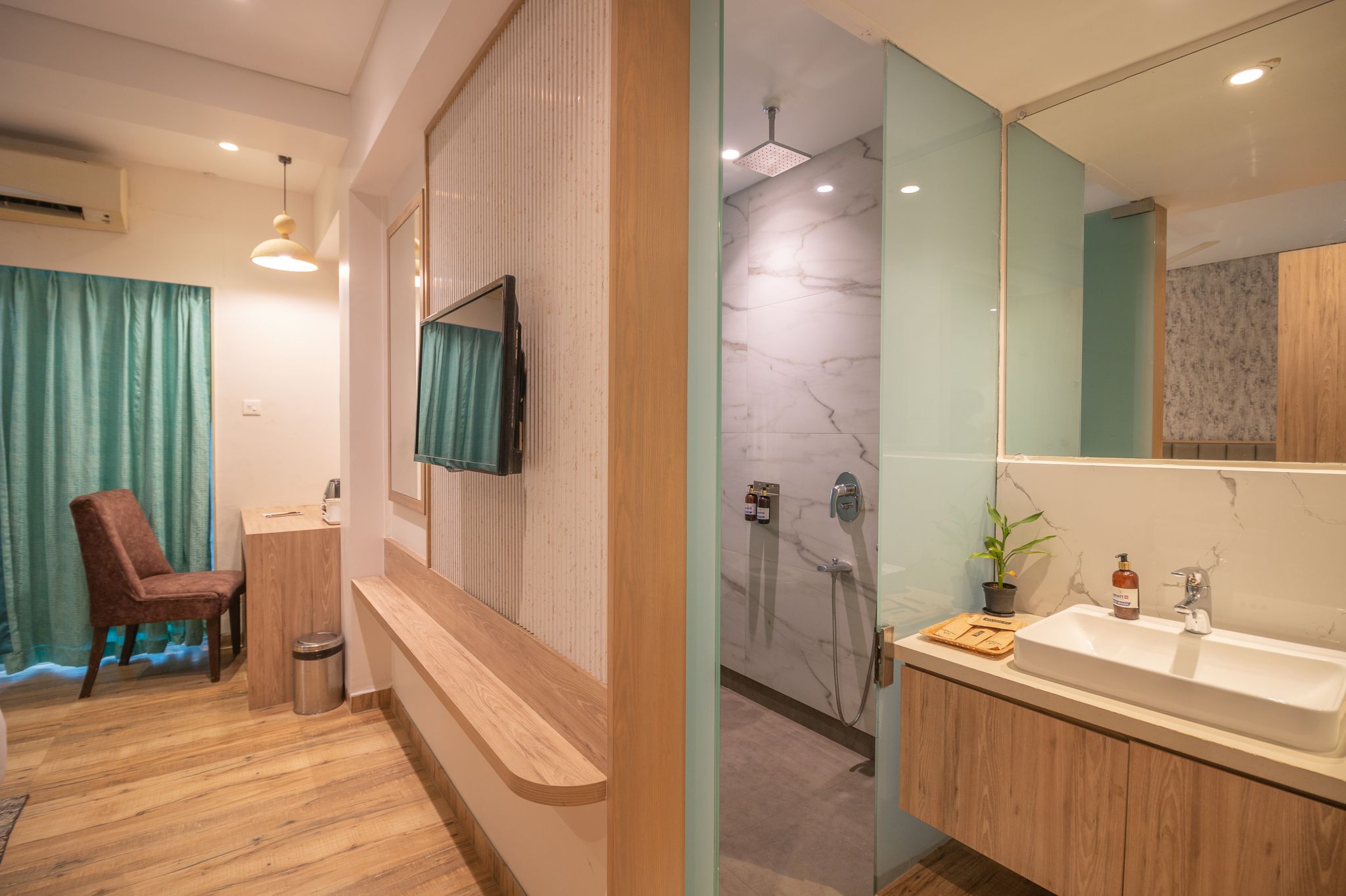 Superior Room with Balcony