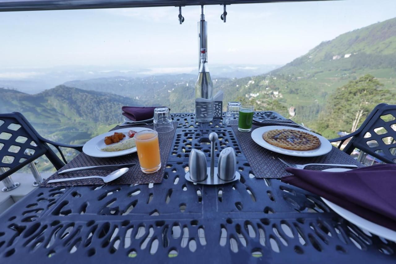 Food & Dining