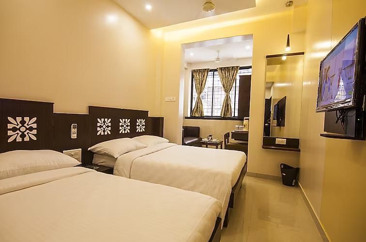 SUPERIOR DELUXE ROOM