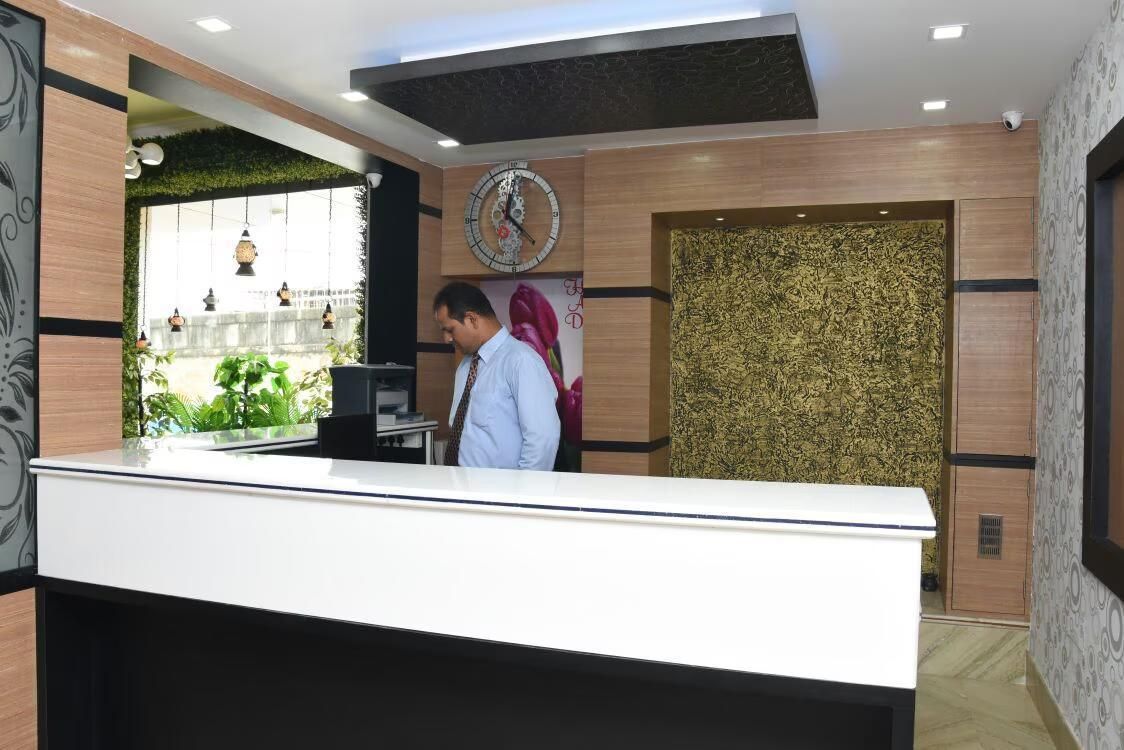 undefined Bnson Blue Hotel 2