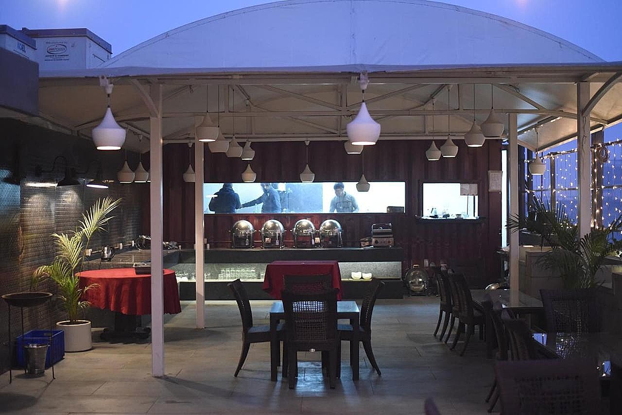Food & Dining