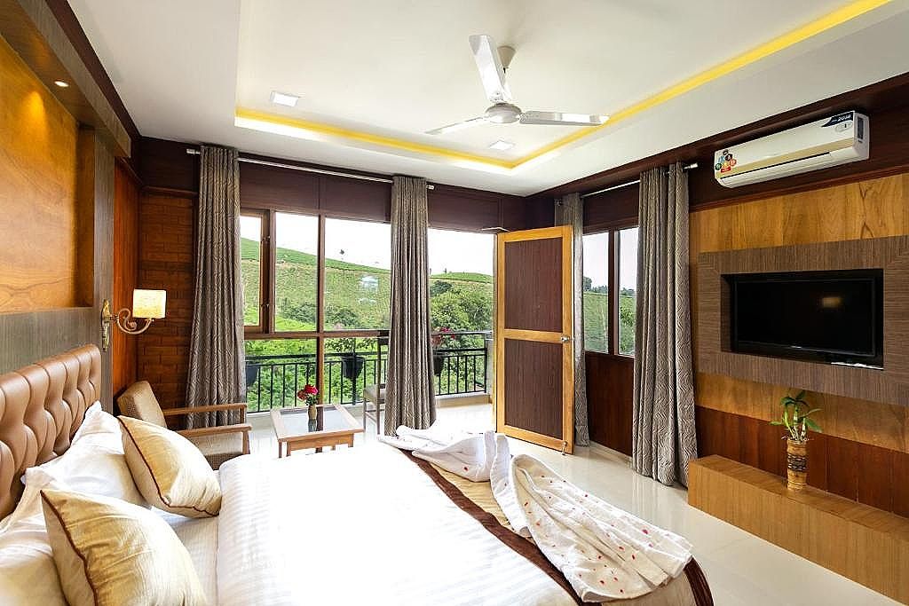 Grand Valley Resort Deluxe Room 2