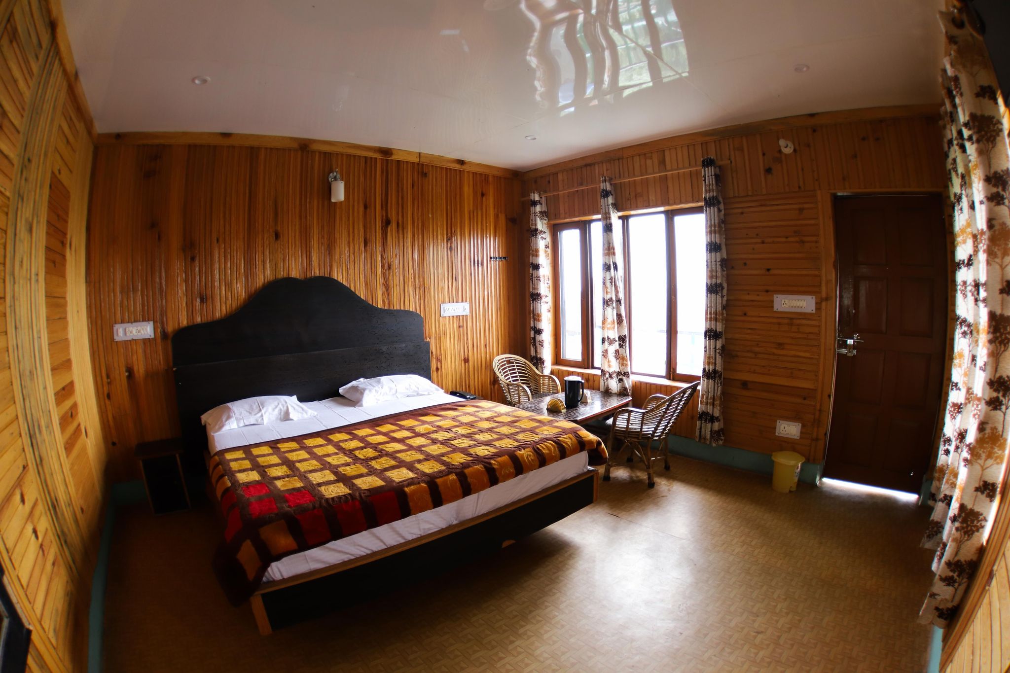 undefined G Cottage 4