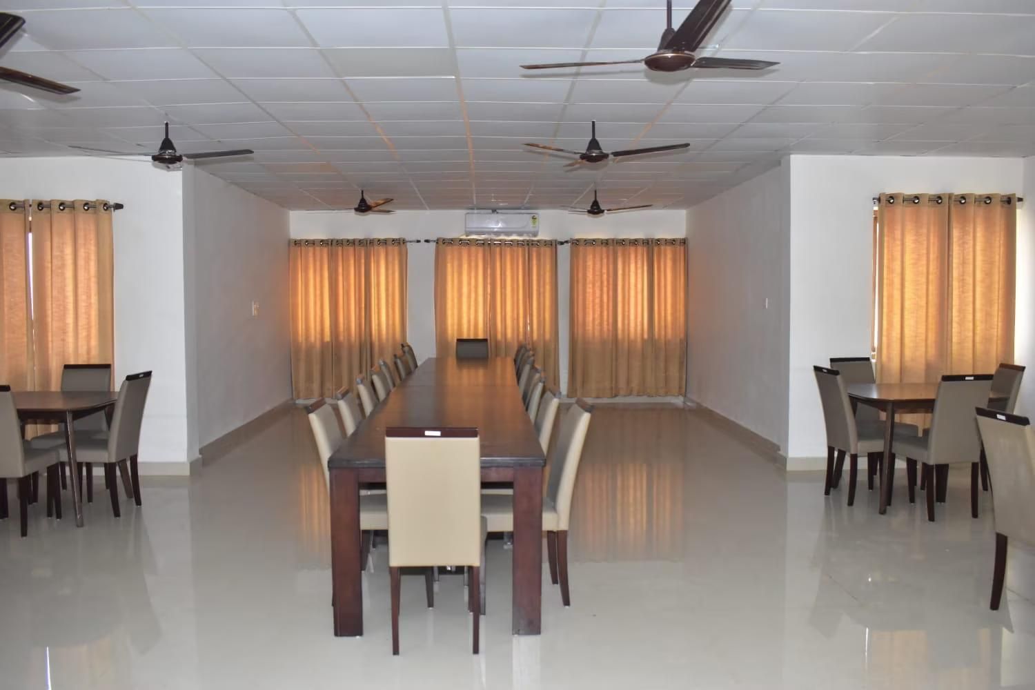 undefined Hotel Satyug 4