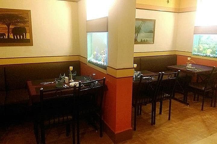 Food & Dining