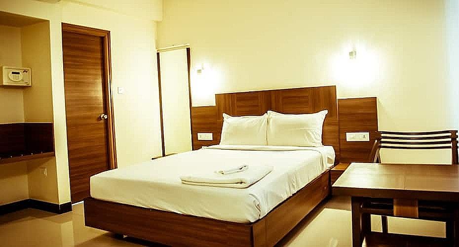 The Pioneer Comfort Queen 3