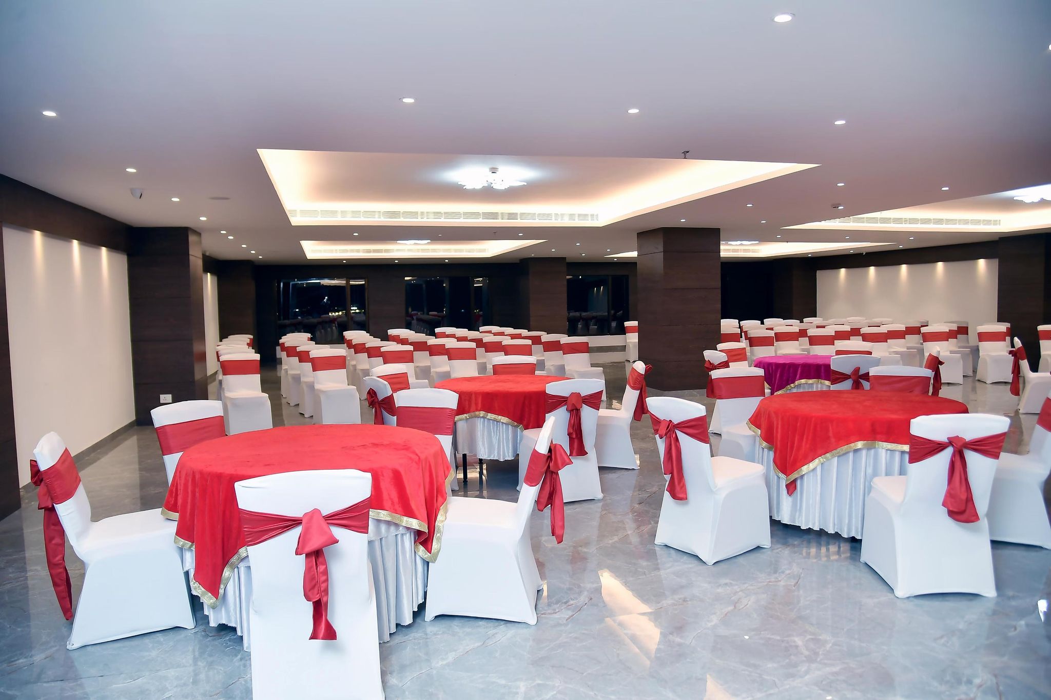 undefined Hotel Raj Meridian 7