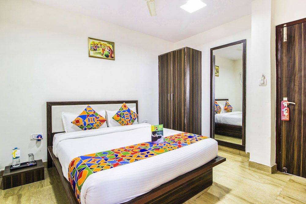 FabHotel Airport Residency Deluxe Room 4