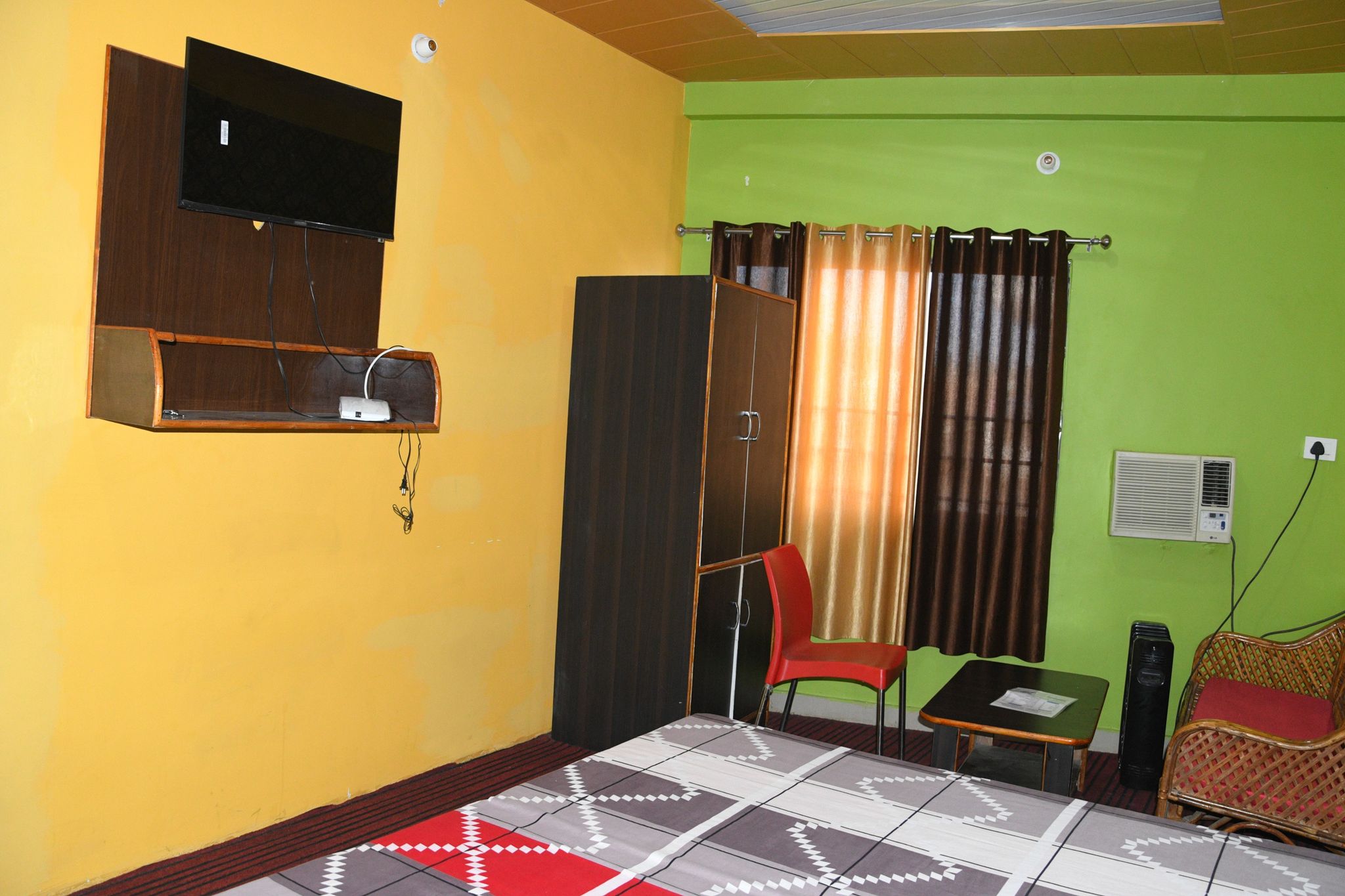 Hotel Mountain View And Rooftop Restaurant Deluxe Room 6