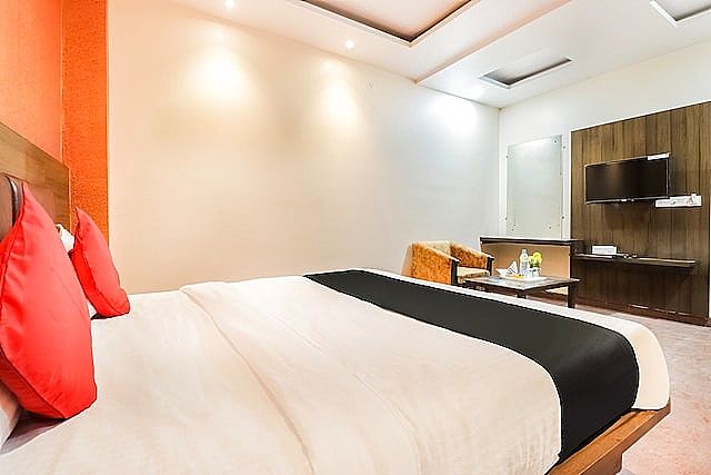 Deluxe Room Local Id Accepted