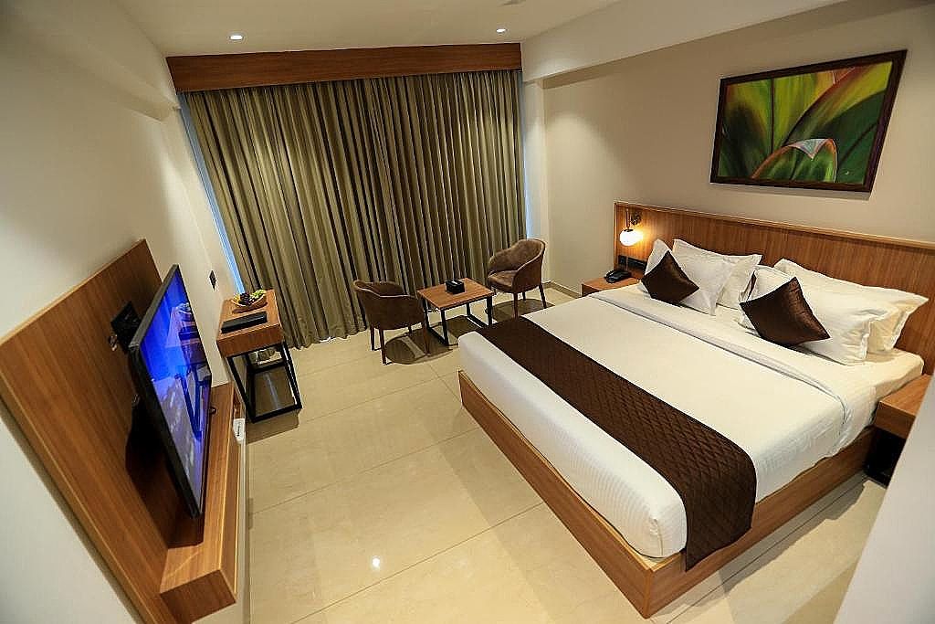Hotel Saffron Wayanad Standard Double Room 2
