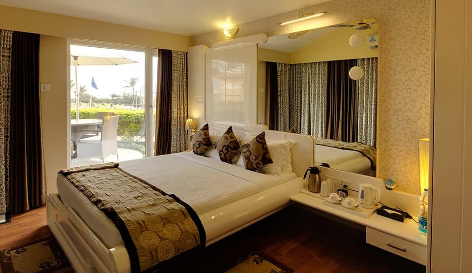 undefined Hotel Holiday Resort 5