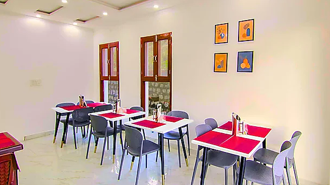 Food & Dining