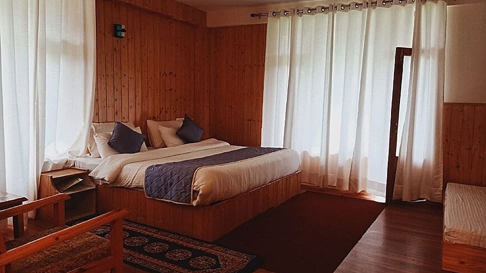 Premium Room With private Balcony Valley view