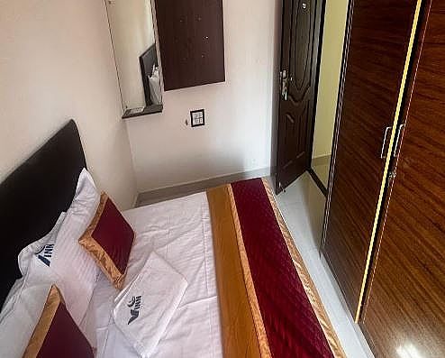 V Inn Service Apartment  Deluxe Room (sHARED bATHROOM)