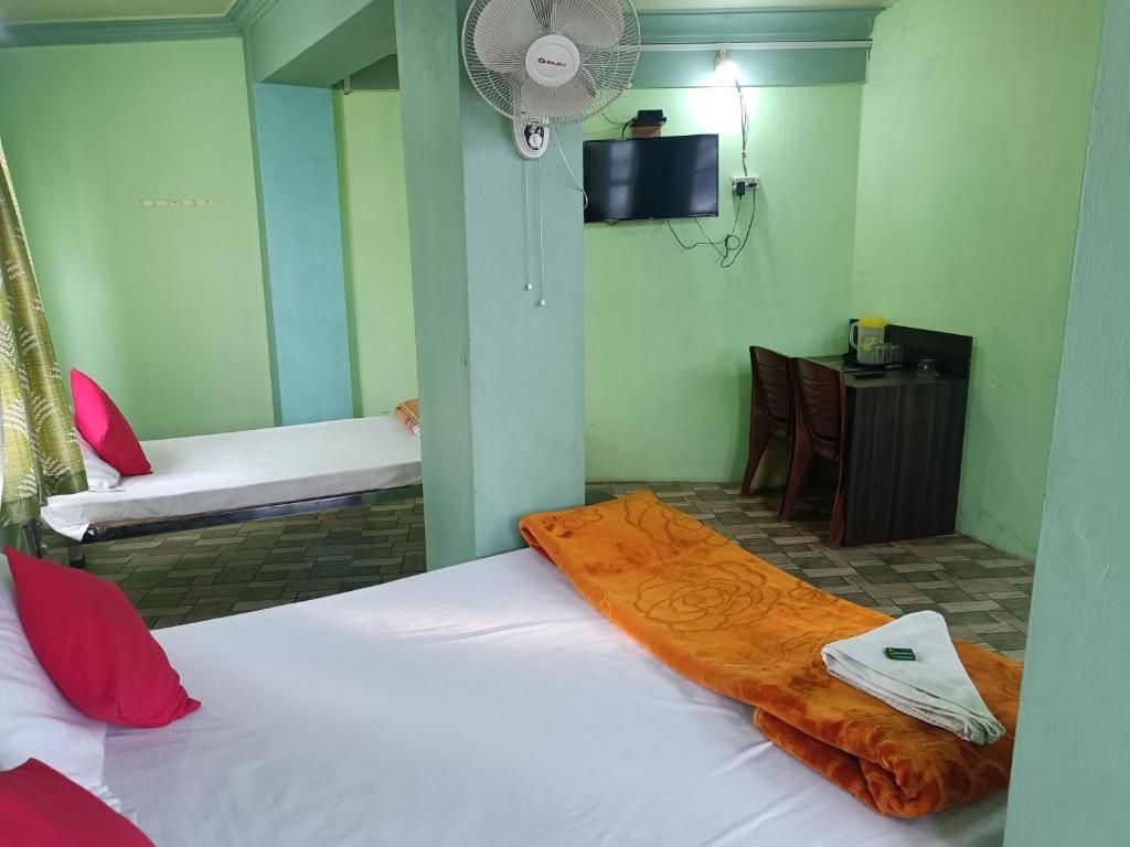 Deluxe Triple Room