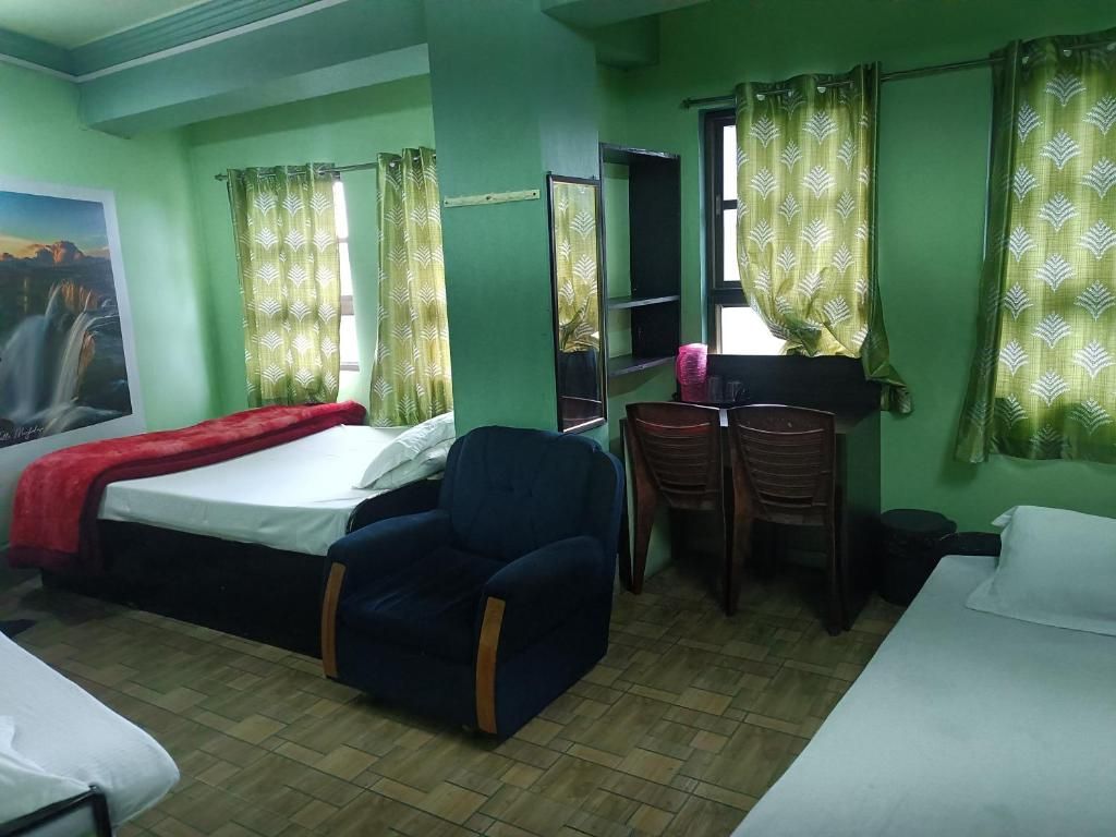 Deluxe Quadruple Room