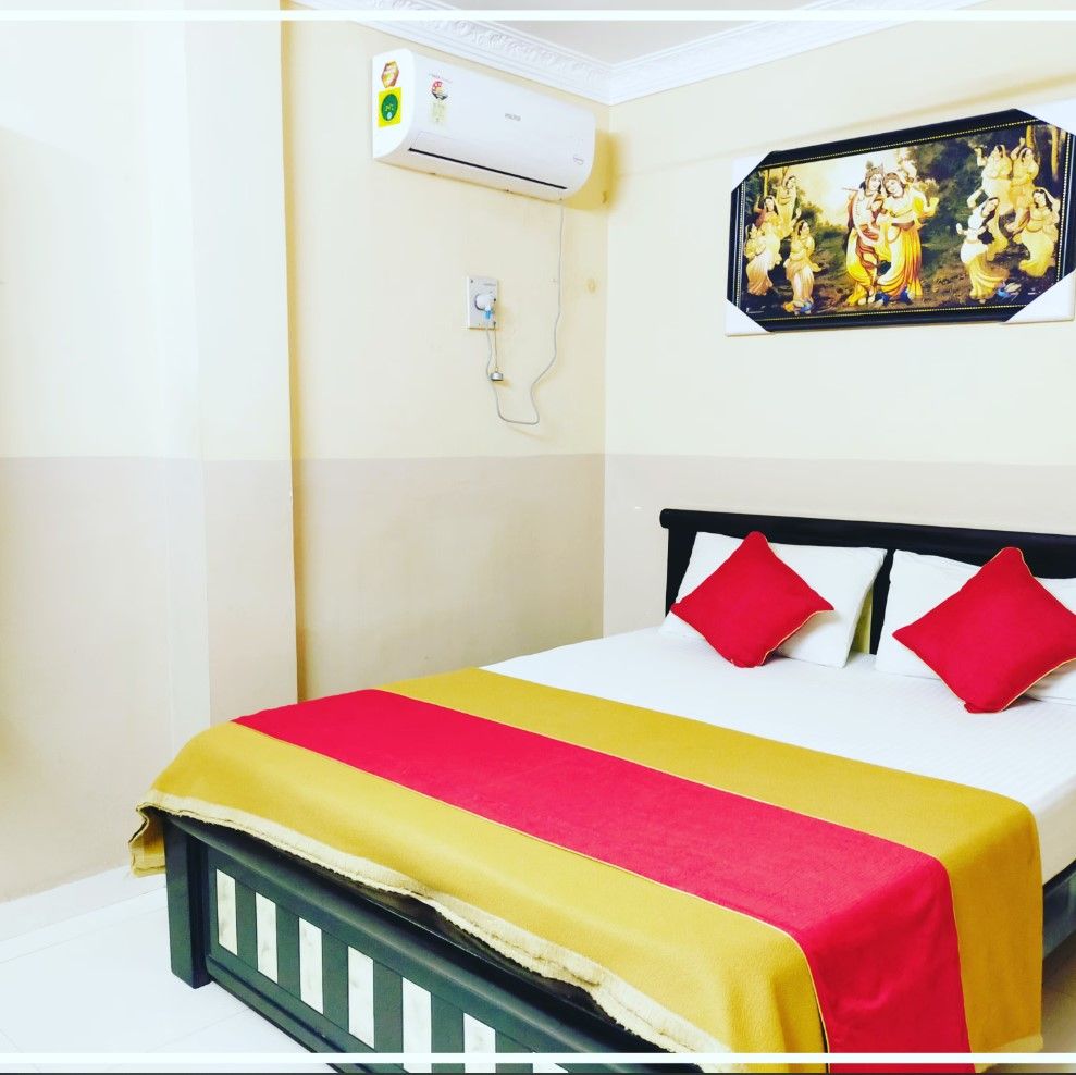 Deluxe AC Room