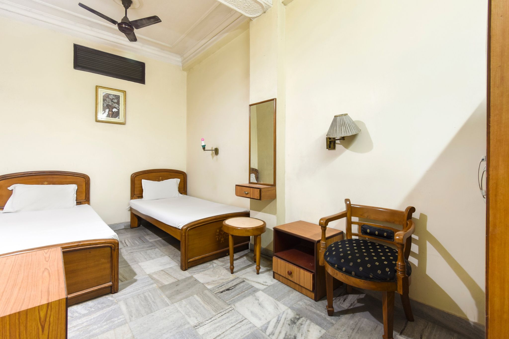 Super Hotel O by OYO Ajanta Classic 15