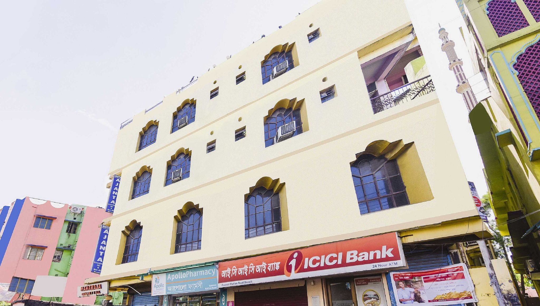 Super Hotel O Ajanta