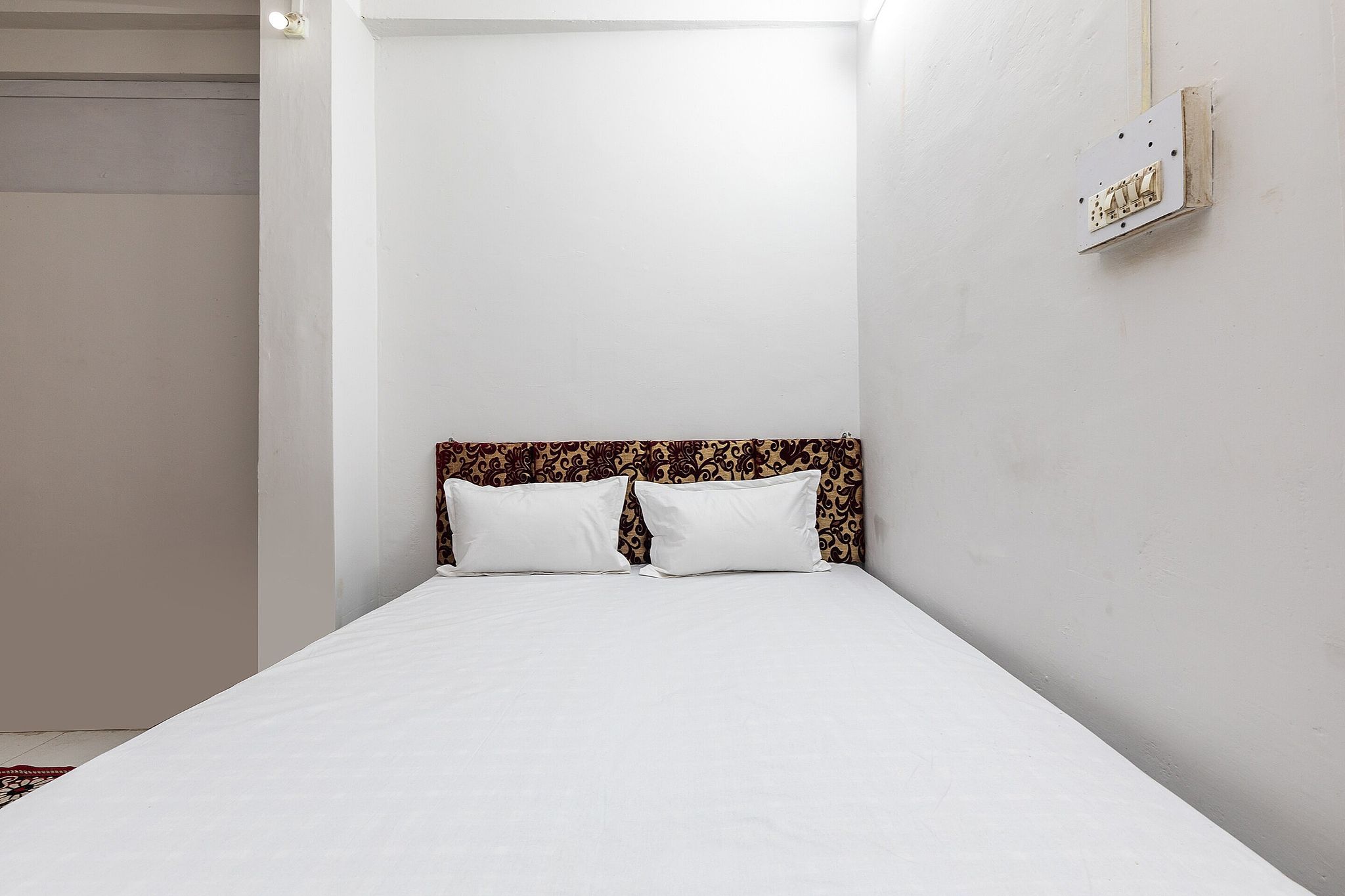 Hotel O by OYO Parth Palace Classic 12