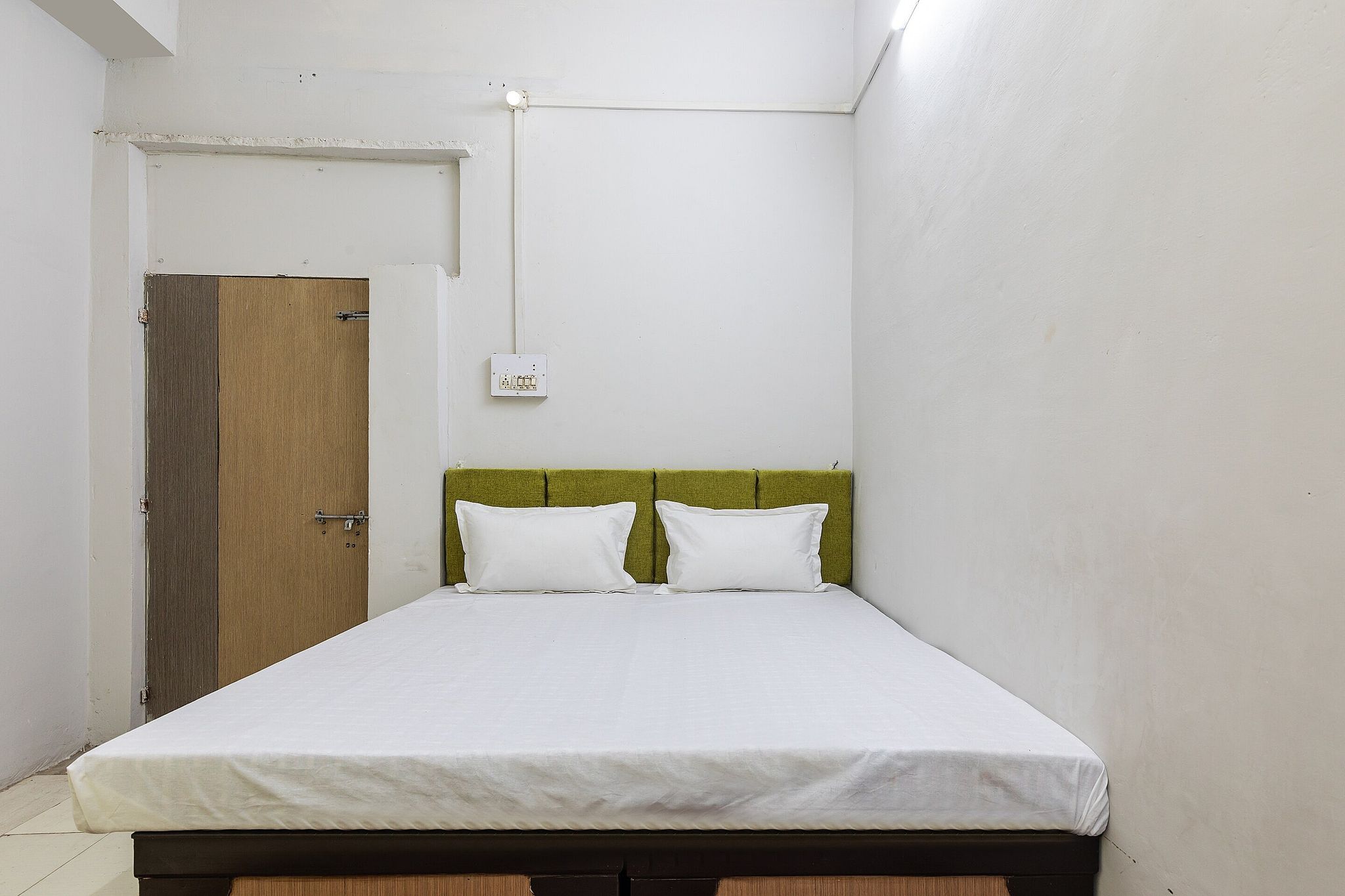 Hotel O by OYO Parth Palace Classic 11