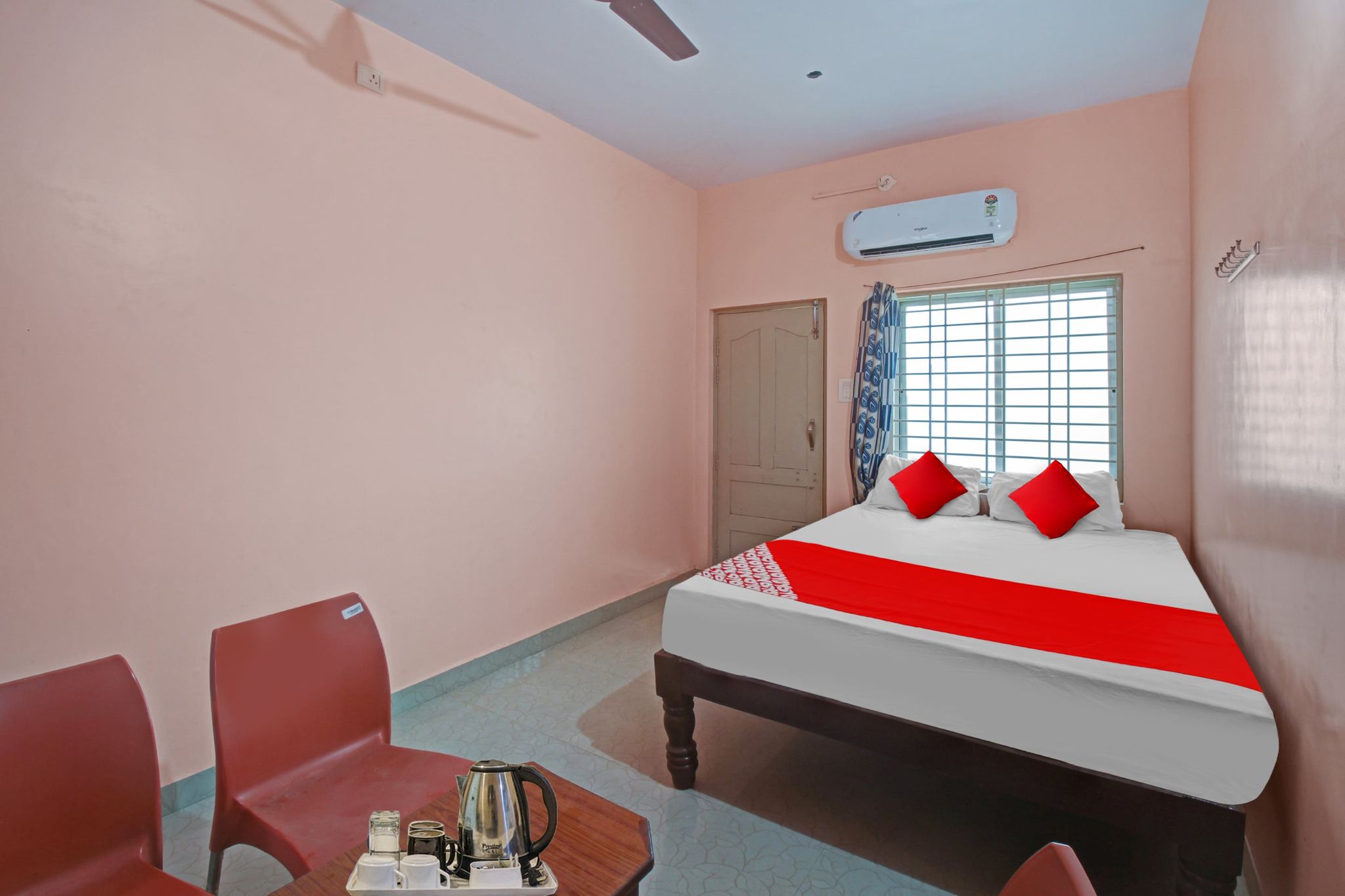 Hotel O by OYO New Mayuri Lodge Classic 2