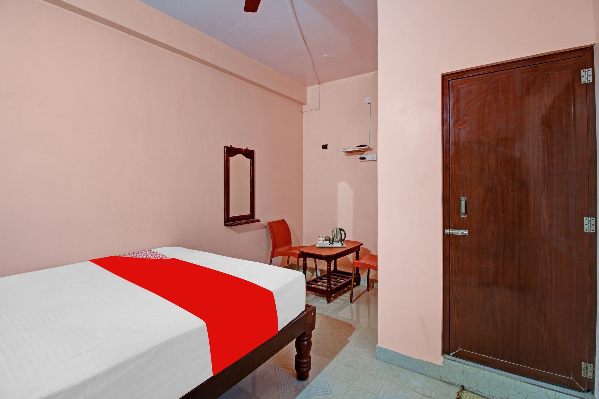 Hotel O by OYO New Mayuri Lodge Classic 18