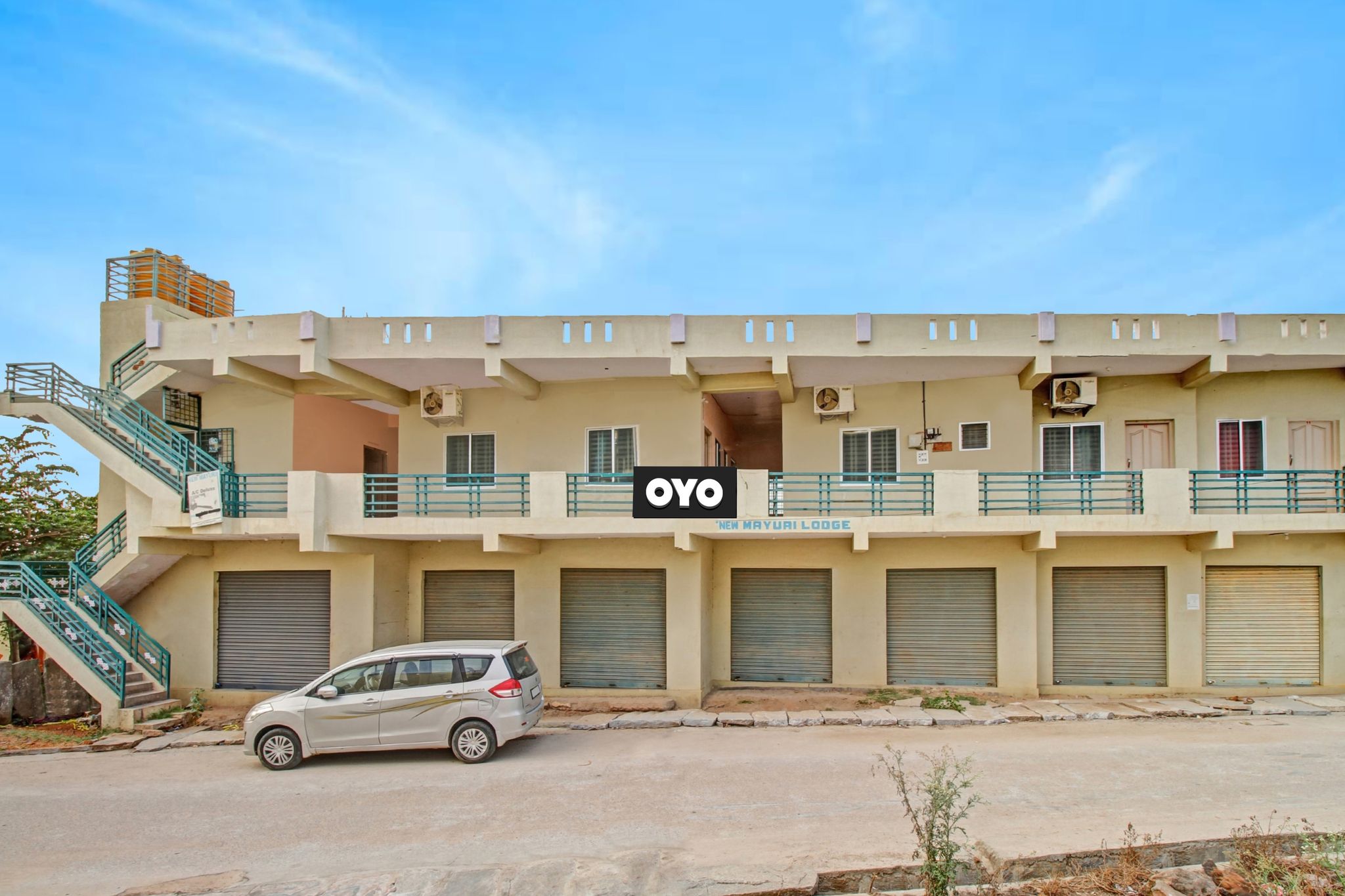Hotel O by OYO New Mayuri Lodge