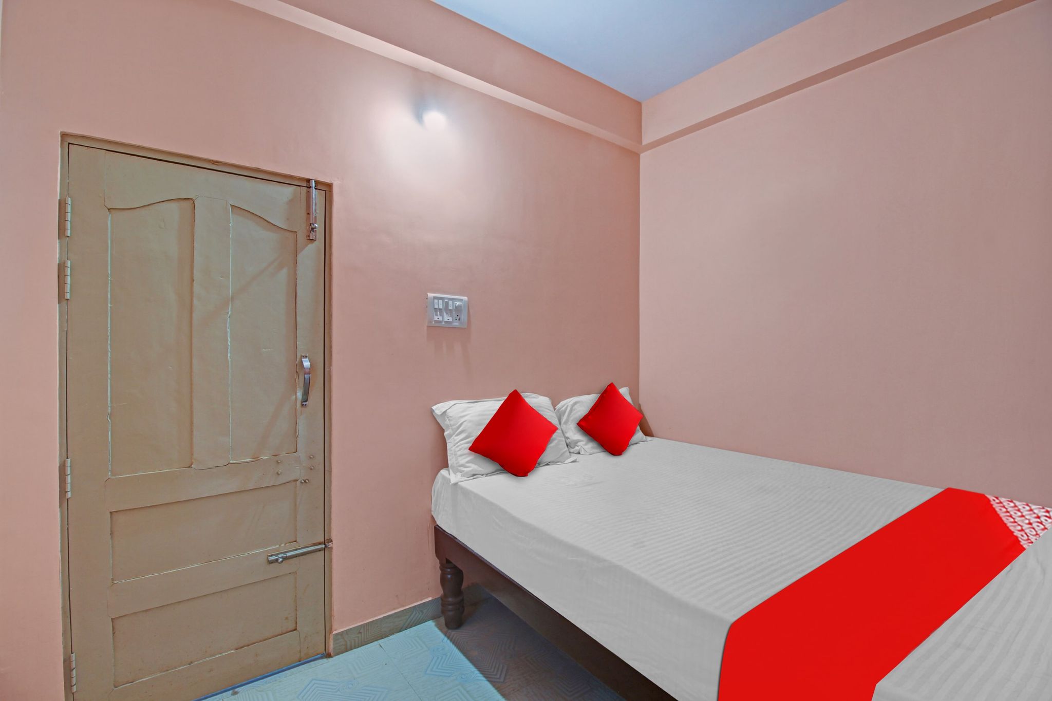 Hotel O by OYO New Mayuri Lodge Classic 24