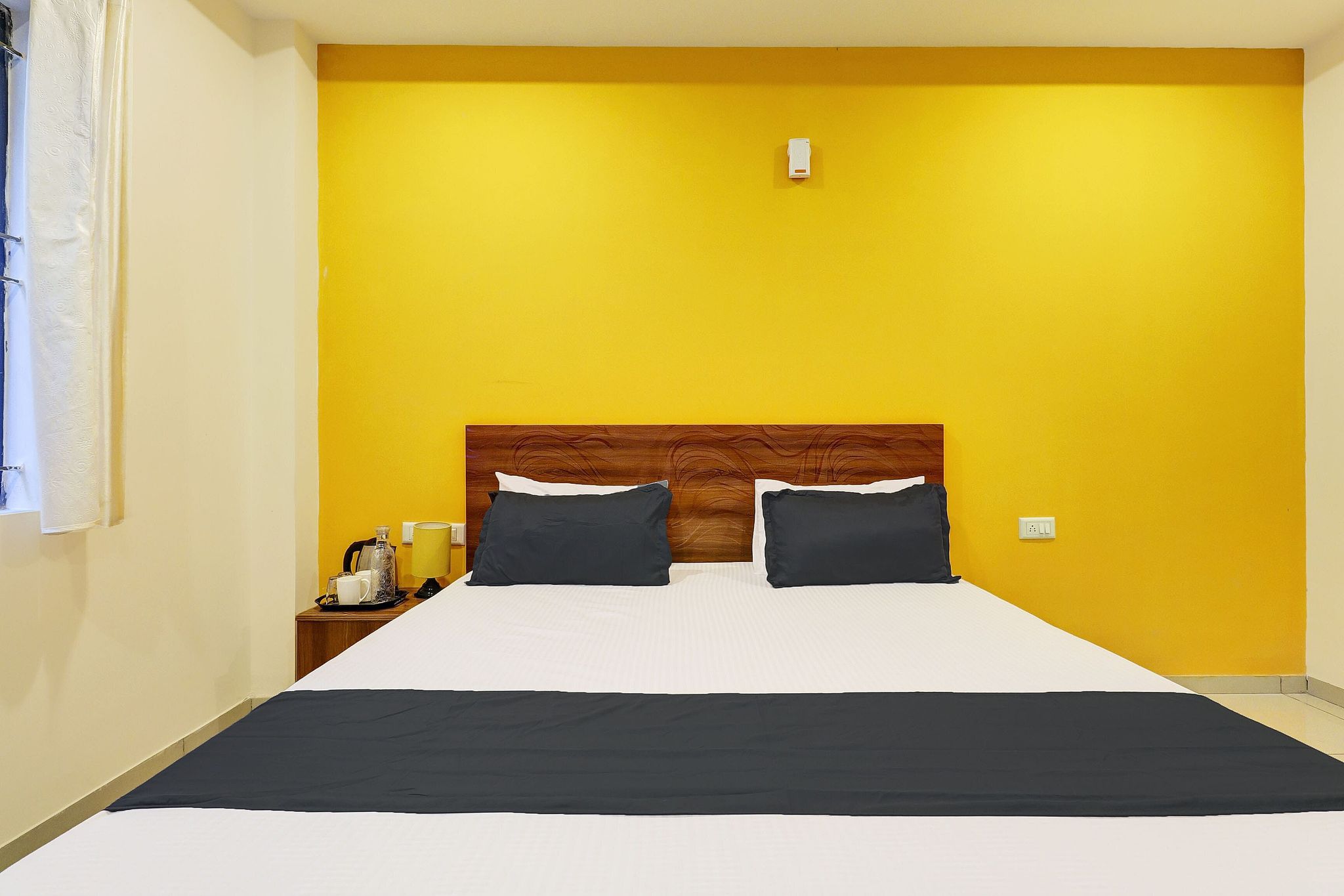 Dream Comforts Lodging & Boarding Classic 8