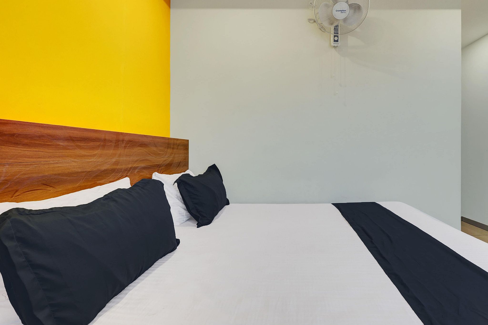 Dream Comforts Lodging & Boarding Classic 29