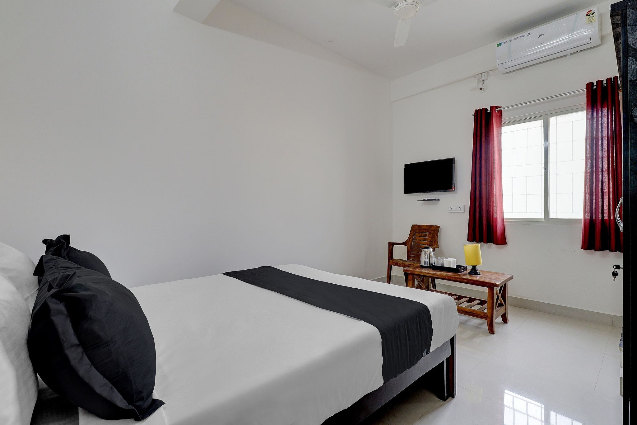 Super Hotel O Diamond Street Bangalore Formerly Sri Sai Guru Comfort Classic 2