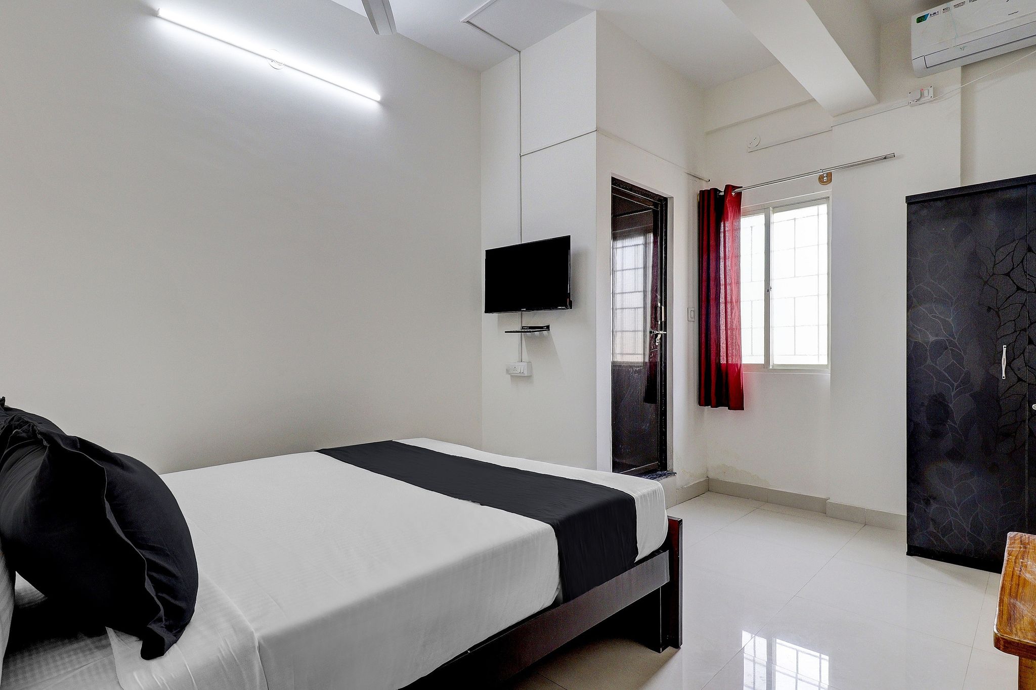 Super Hotel O Diamond Street Bangalore Formerly Sri Sai Guru Comfort Classic 9