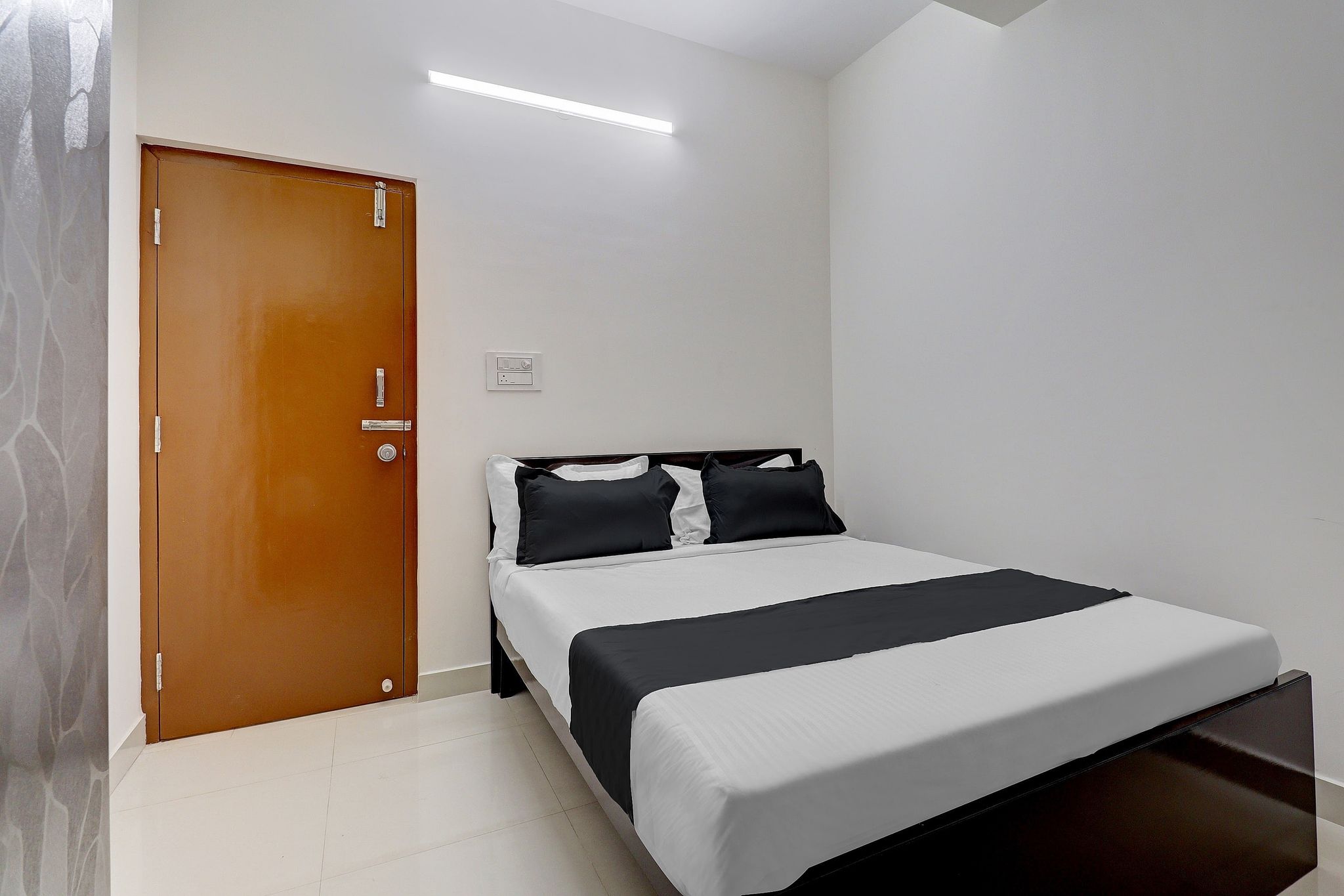 Super Hotel O Diamond Street Bangalore Formerly Sri Sai Guru Comfort Classic 6