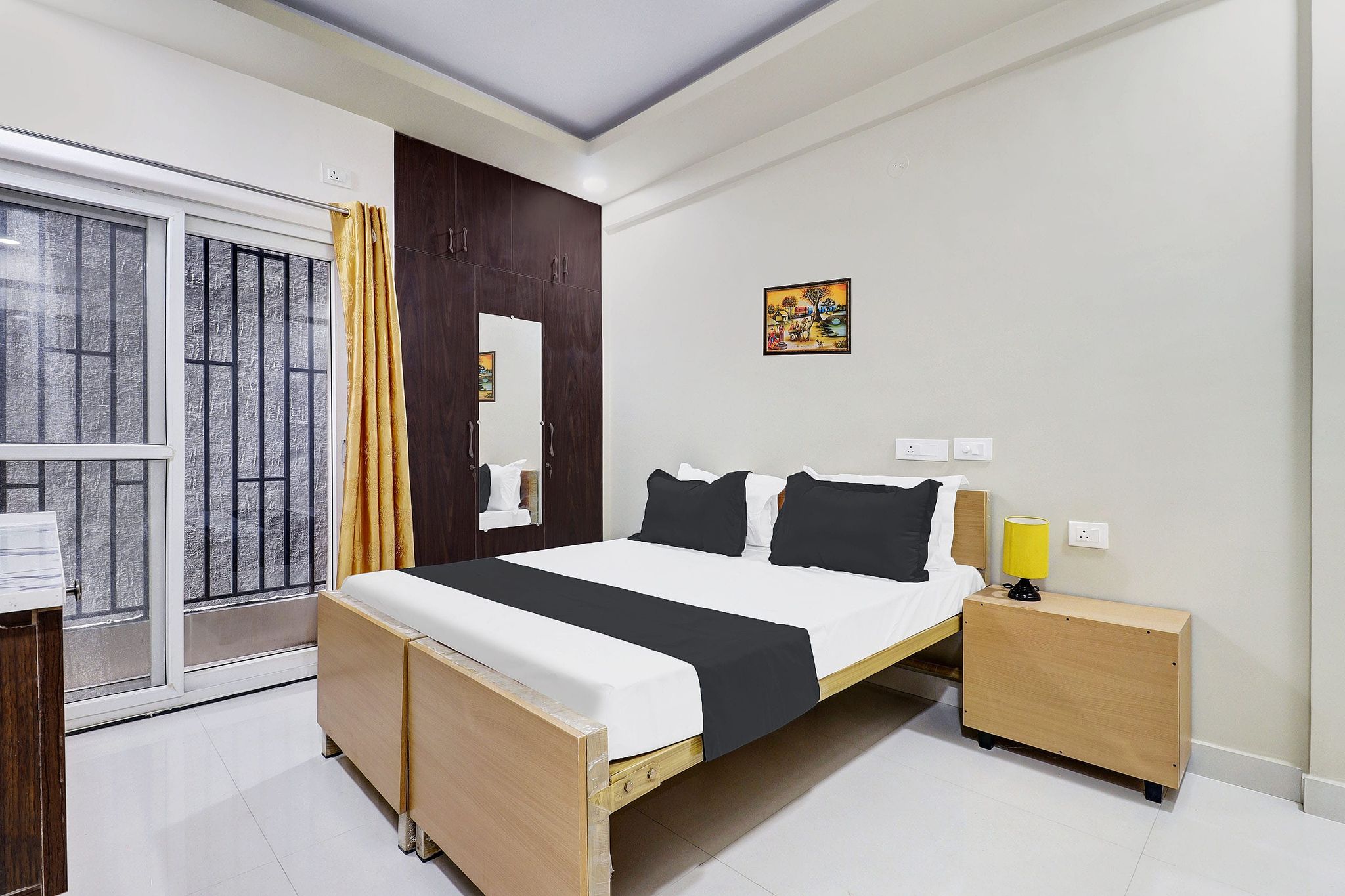 "Hotel O Sri Harshitha Grand Near Zudio - Star Bazaar, Kundalhalli Gate" Classic